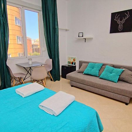 Low Cost Room Mercado Malaga Exterior photo