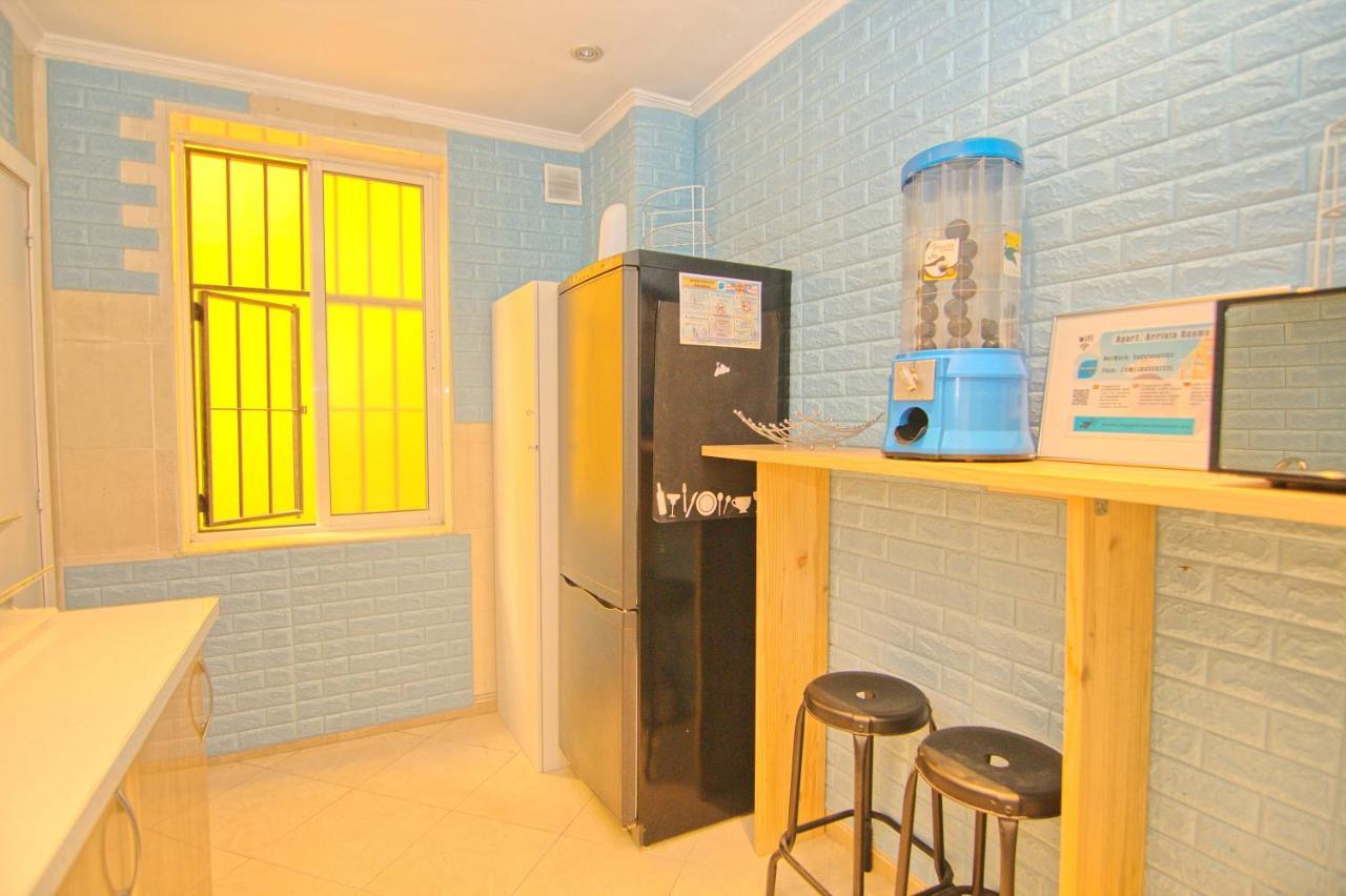 Low Cost Room Mercado Malaga Exterior photo